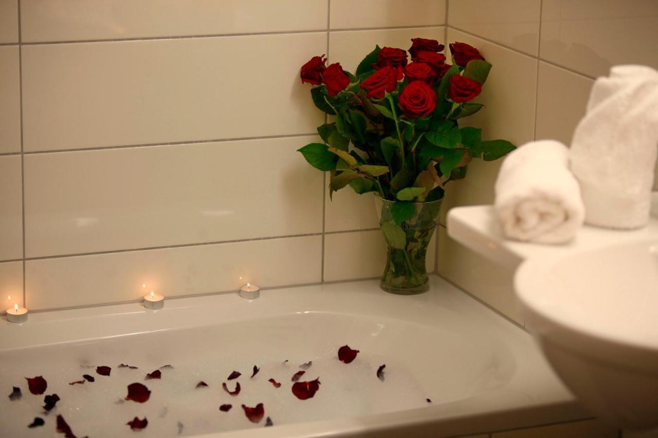 פיס Hotel Belmont מראה חיצוני תמונה