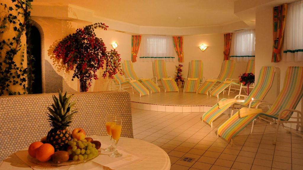 פיס Hotel Belmont חדר תמונה